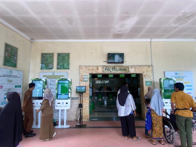 
 Irai Antrean, RSUD Tripat Maksimalkan Mesin Anjungan Mandiri dan Mobile JKN